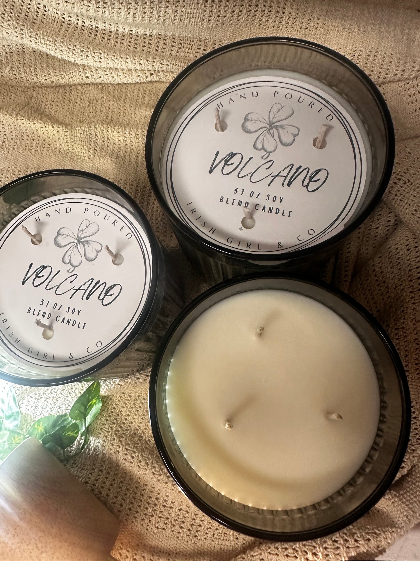 Large volcano scented 3 wick candle